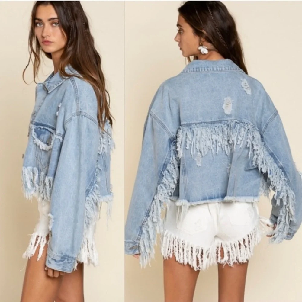 BNWT, PLUS POL cropped, distressed denim jacket with fringe - Picture 1 of 12